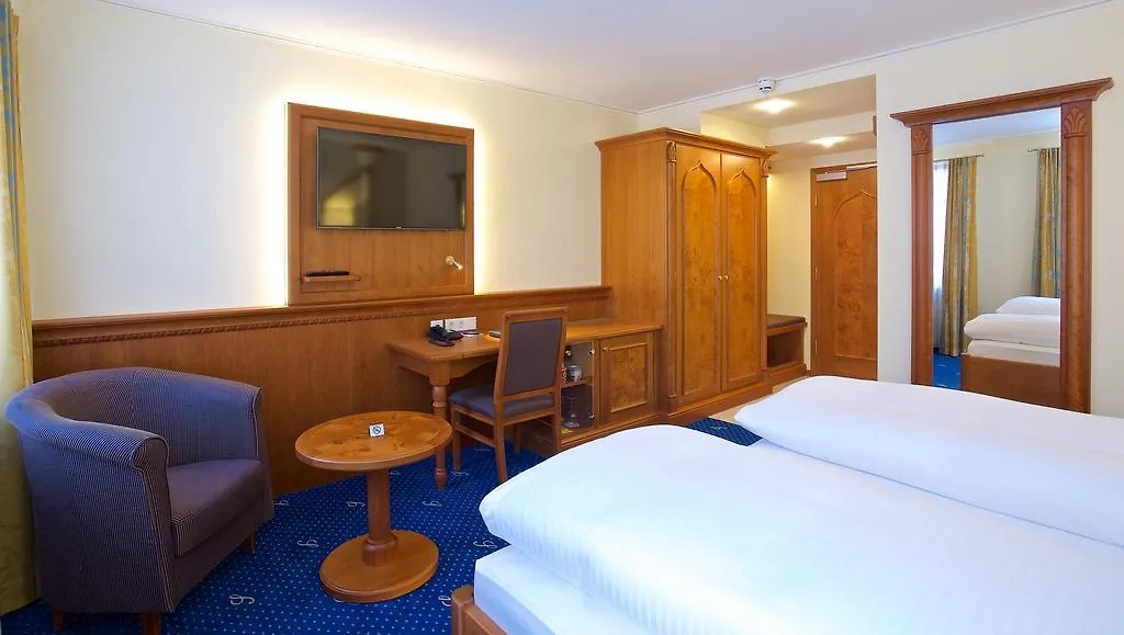 Hotel Am Schlossberg Erding 4*,  Niemcy