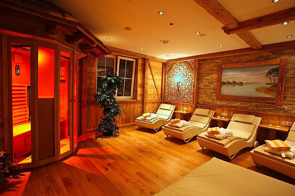 Hotel am Schloßberg Erding 4*,